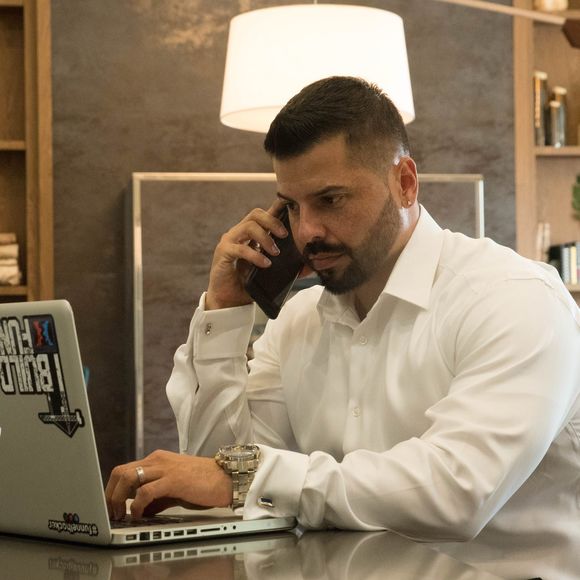 Meet your Posher, Benjamin - Picture 1 of 1